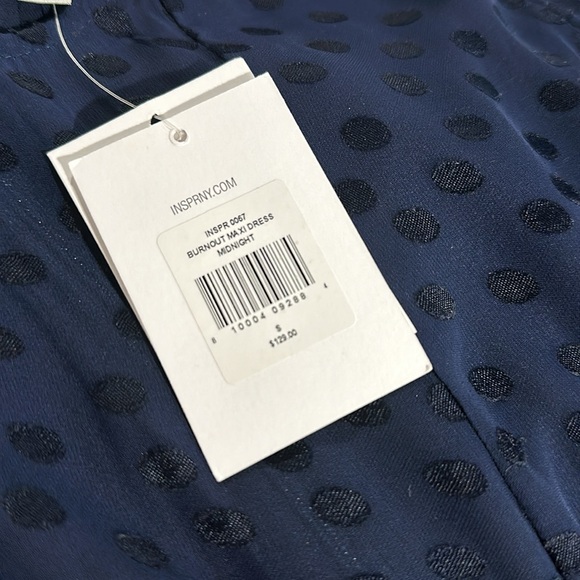 Dress - Picture 6 of 6